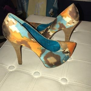 Heels 👠..Carlos Santana heels original